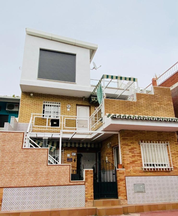 Casa Carmen Atico Primera Linea De Playa Малага Экстерьер фото