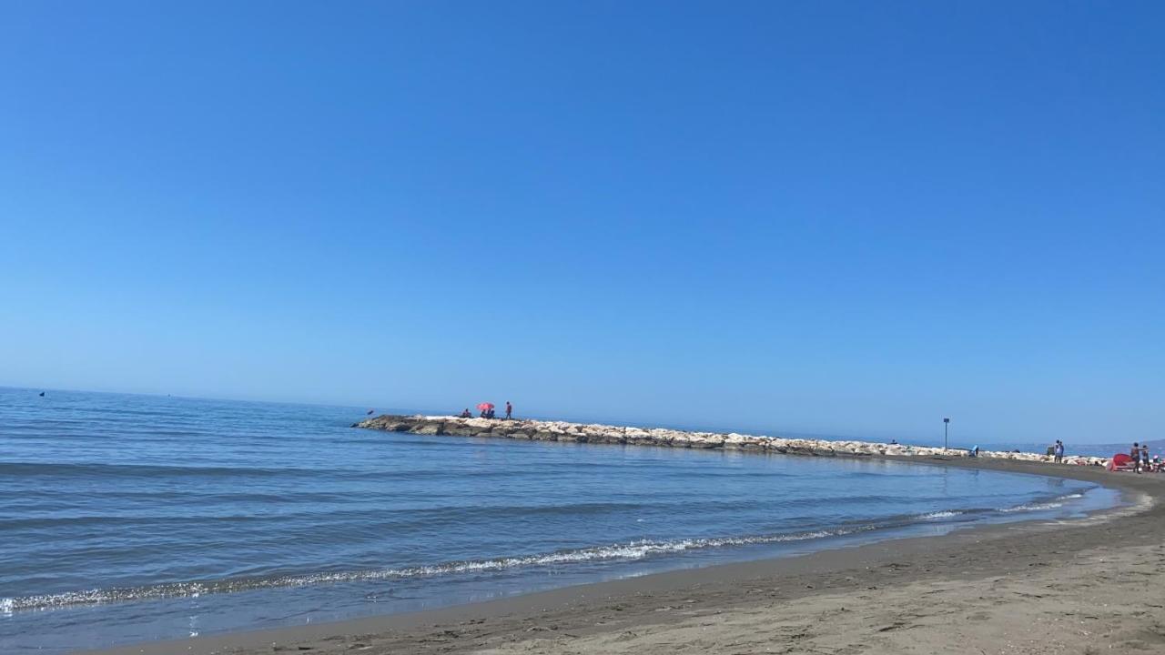 Casa Carmen Atico Primera Linea De Playa Малага Экстерьер фото